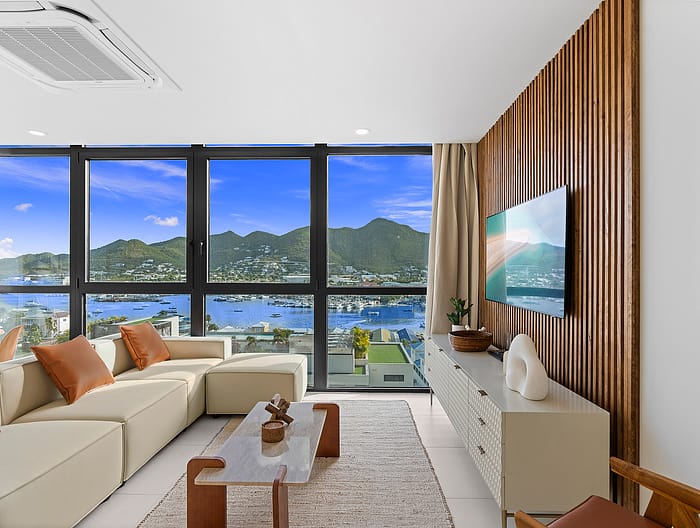 B-231-Livingroom.jpg